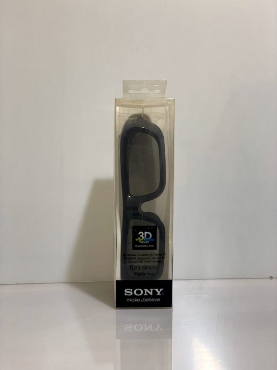 خرید عینک سه بعدی